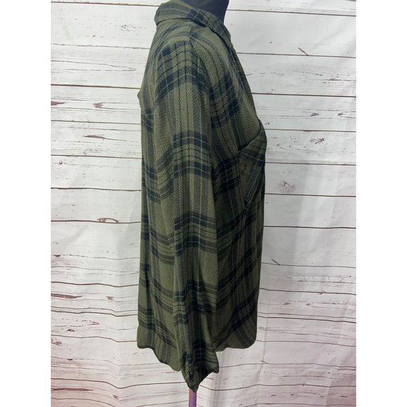 Side Stitch Green Plaid Size Medium Button‎ Up Hi Low Blouse - Picture 2 of 5